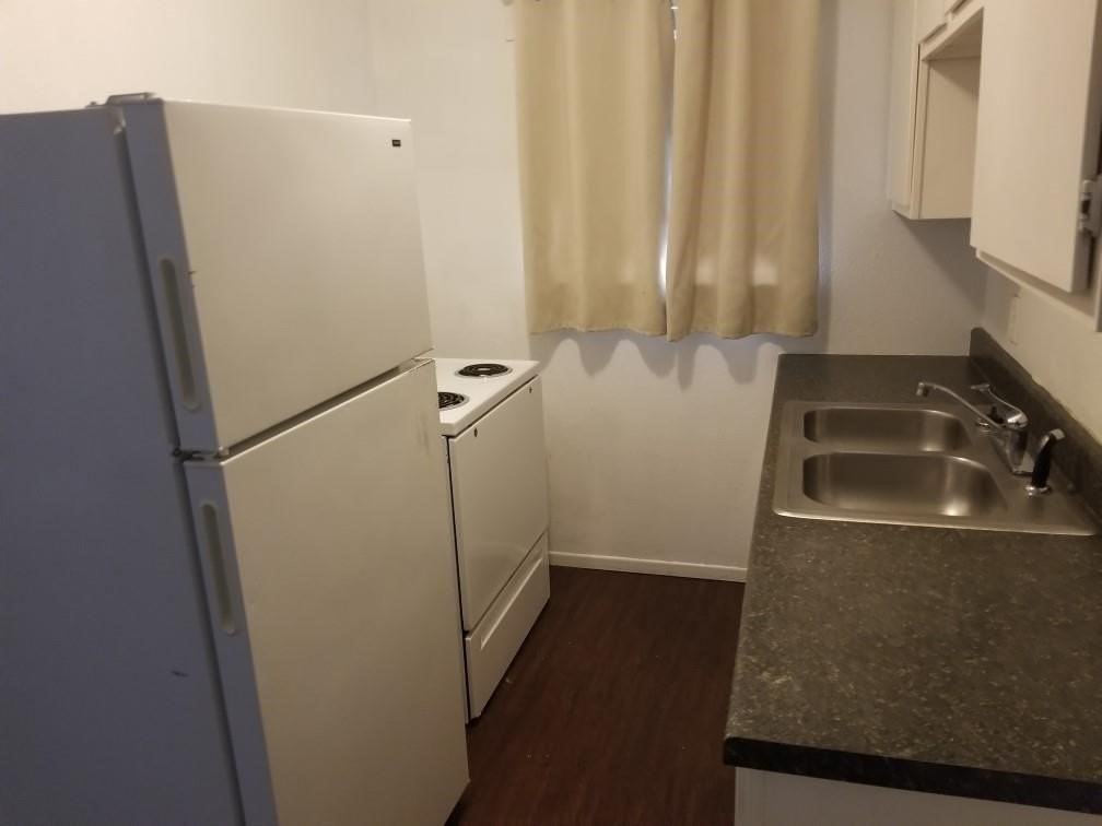 1702 Hunt St #2 - Photo 2 of 3