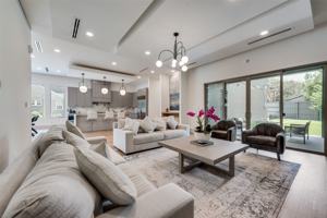 featured image of 4528 W Amherst Ave