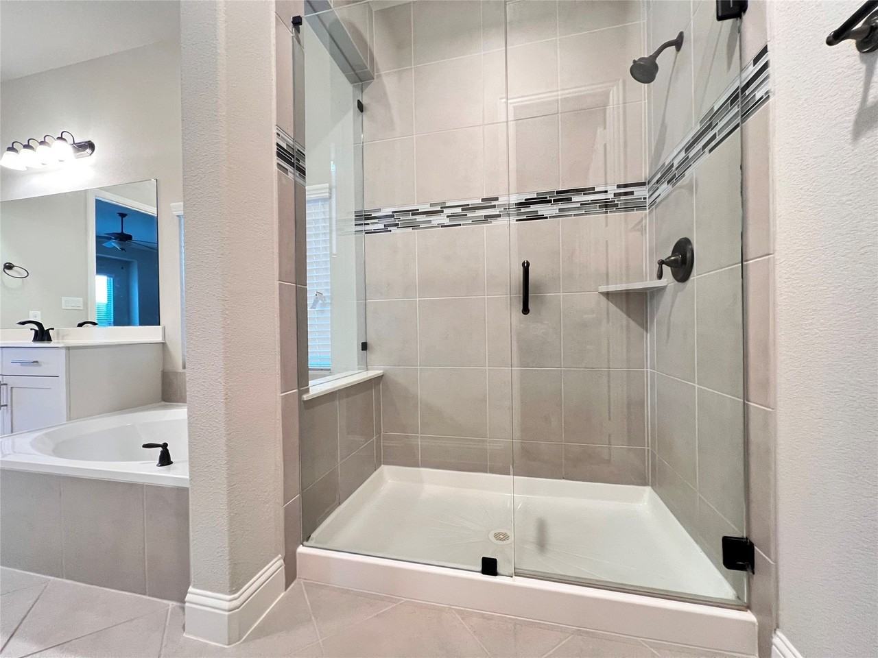 1616 Tanner Pkwy - Photo 4 of 25