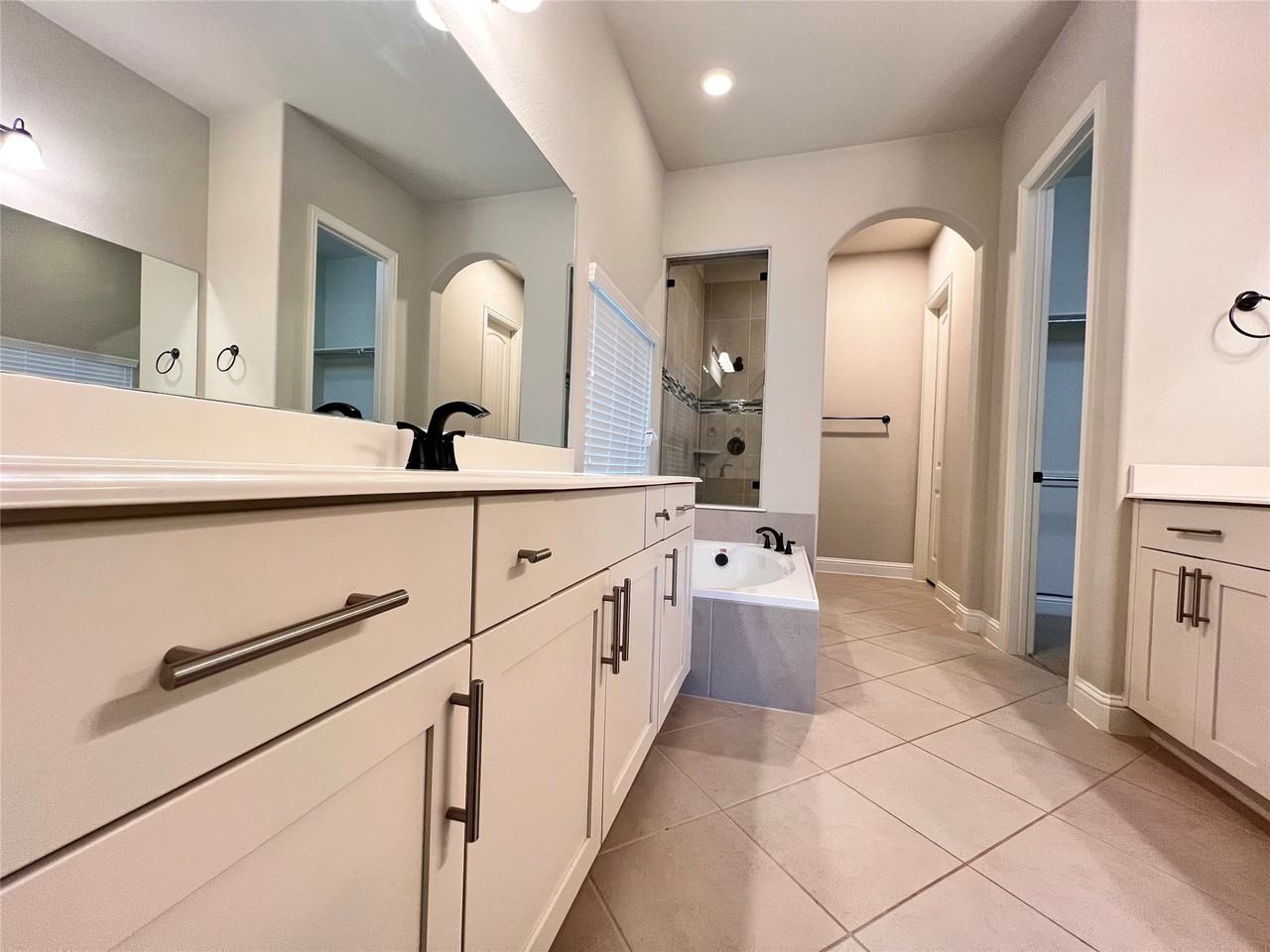 1616 Tanner Pkwy - Photo 5 of 25