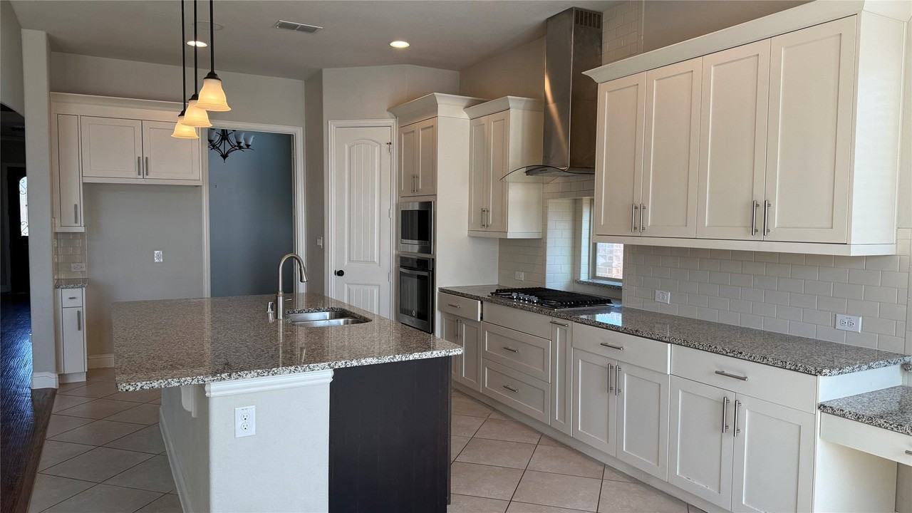 1616 Tanner Pkwy - Photo 7 of 25