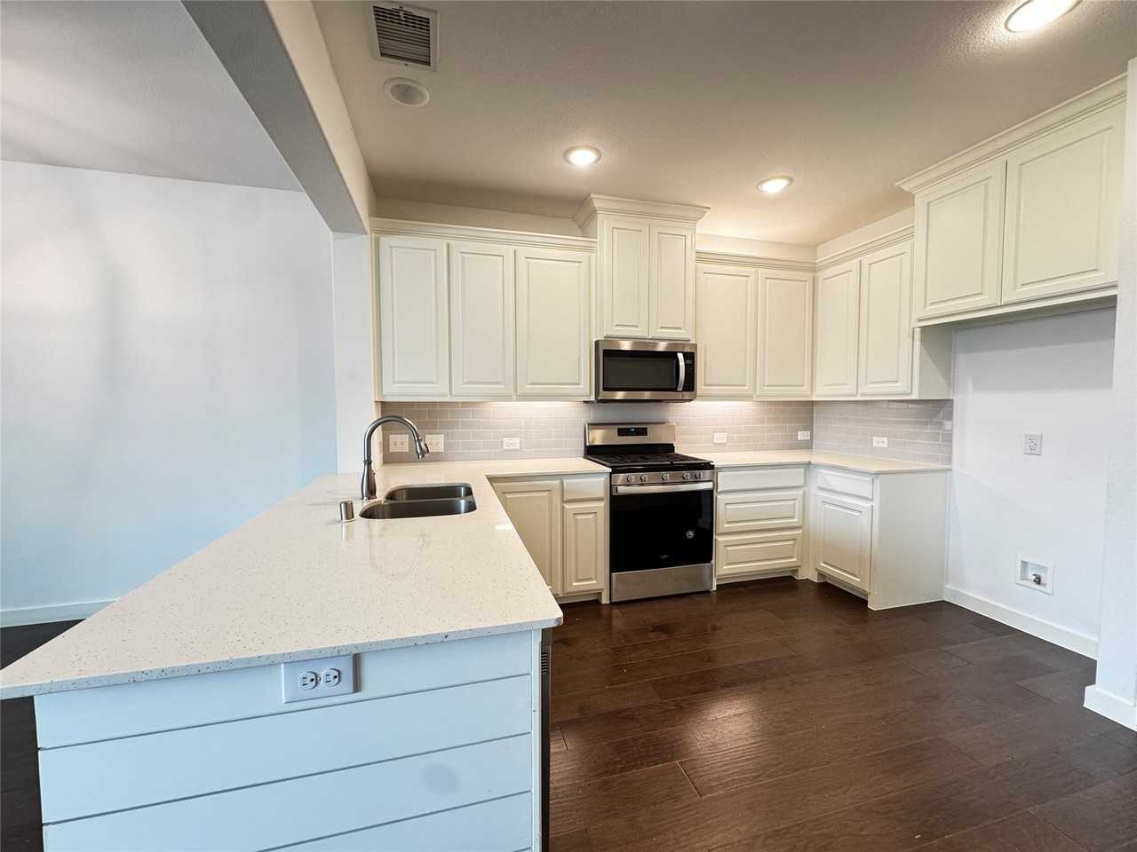 5958 Ridgeline Dr - Photo 7 of 27