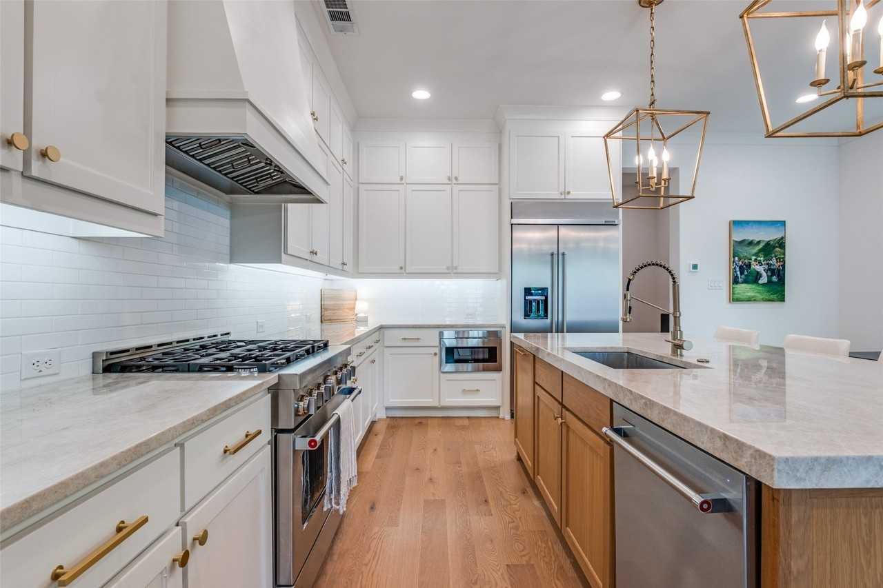 5803 Martel Ave - Photo 4 of 20