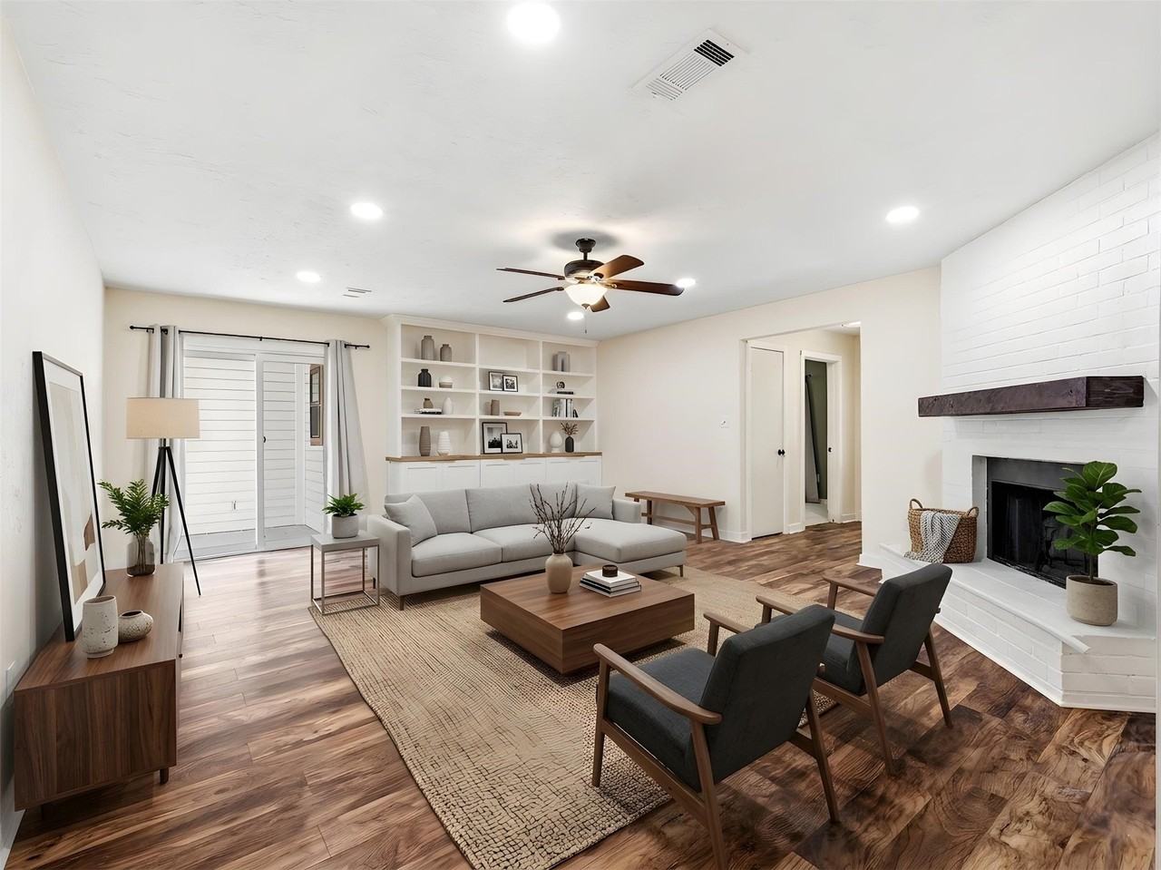 627 Francks Cir - Photo 7 of 28