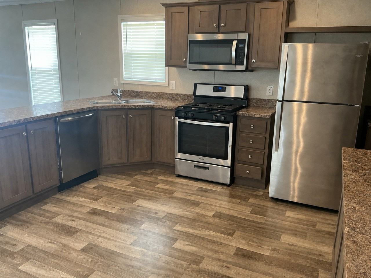 8628 Sandy St #112 - Photo 2 of 16