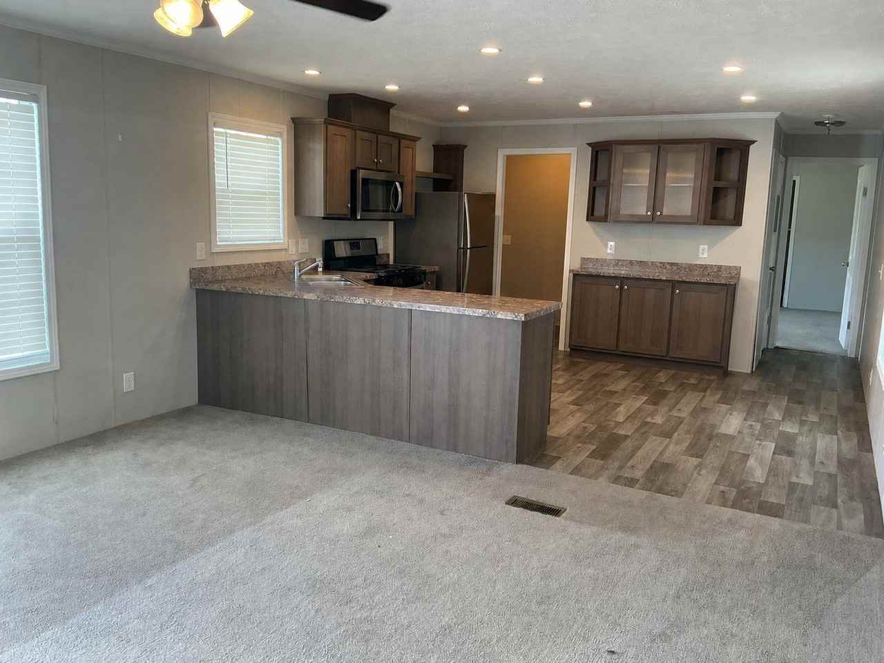 8628 Sandy St #112 - Photo 3 of 16