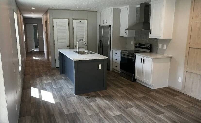 2844 Maple Ave #18 - Photo 2 of 3