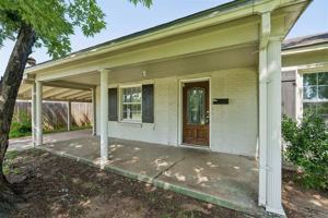 featured image of 510 N Marshall Dr