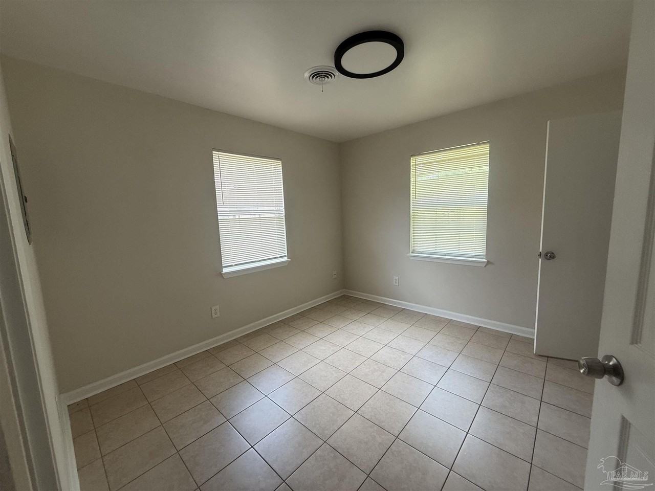 6550 Allyn Way - Photo 6 of 15