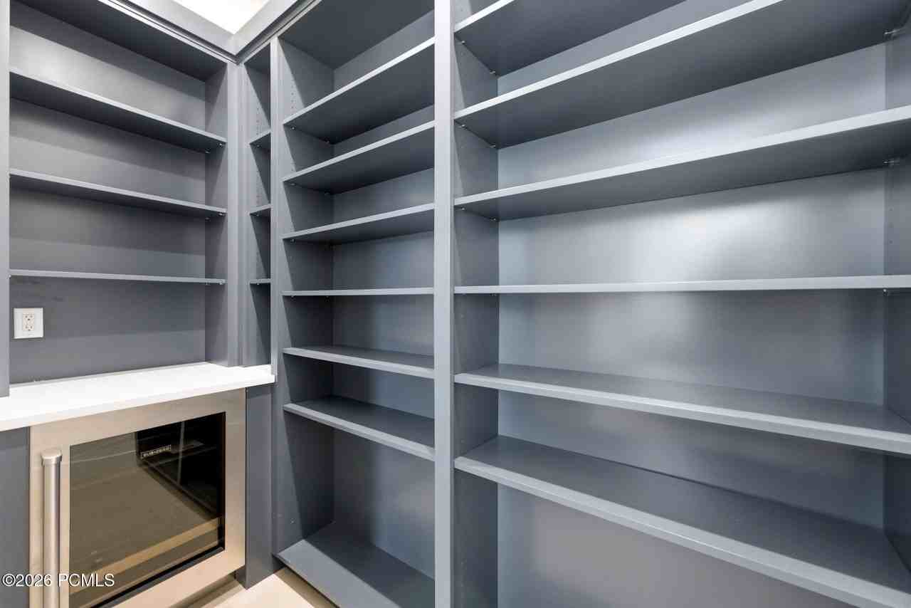 4043 W Crest Ct - Photo 6 of 50