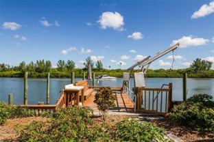 18521 Gulf Blvd - Photo 1 of 1