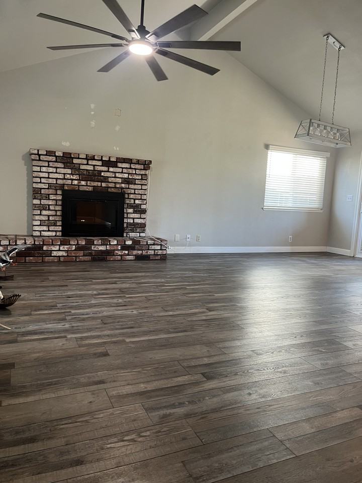 1741 Tamarack Dr #1 - Photo 4 of 18