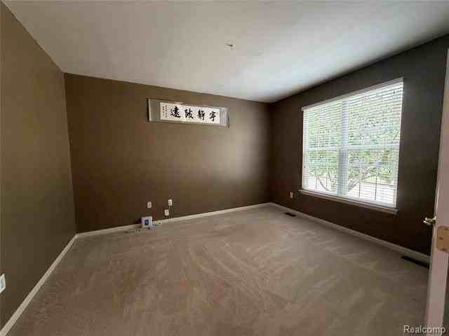 29377 Whistler Dr - Photo 2 of 25