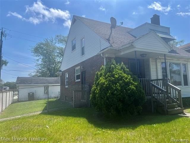 15518 Meyers Rd - Photo 2 of 29