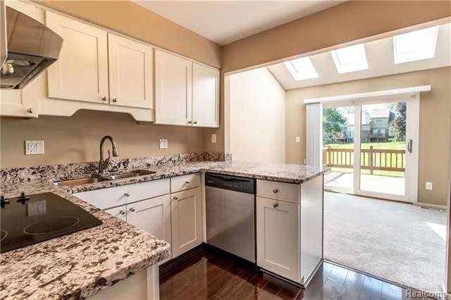4203 Breckenridge Dr - Photo 5 of 16