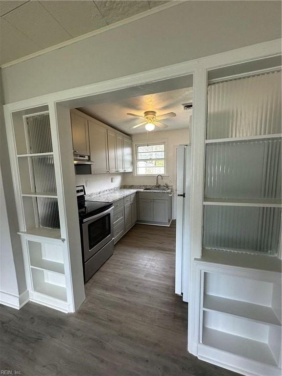 2416 Seaview Ave #B - Photo 4 of 10