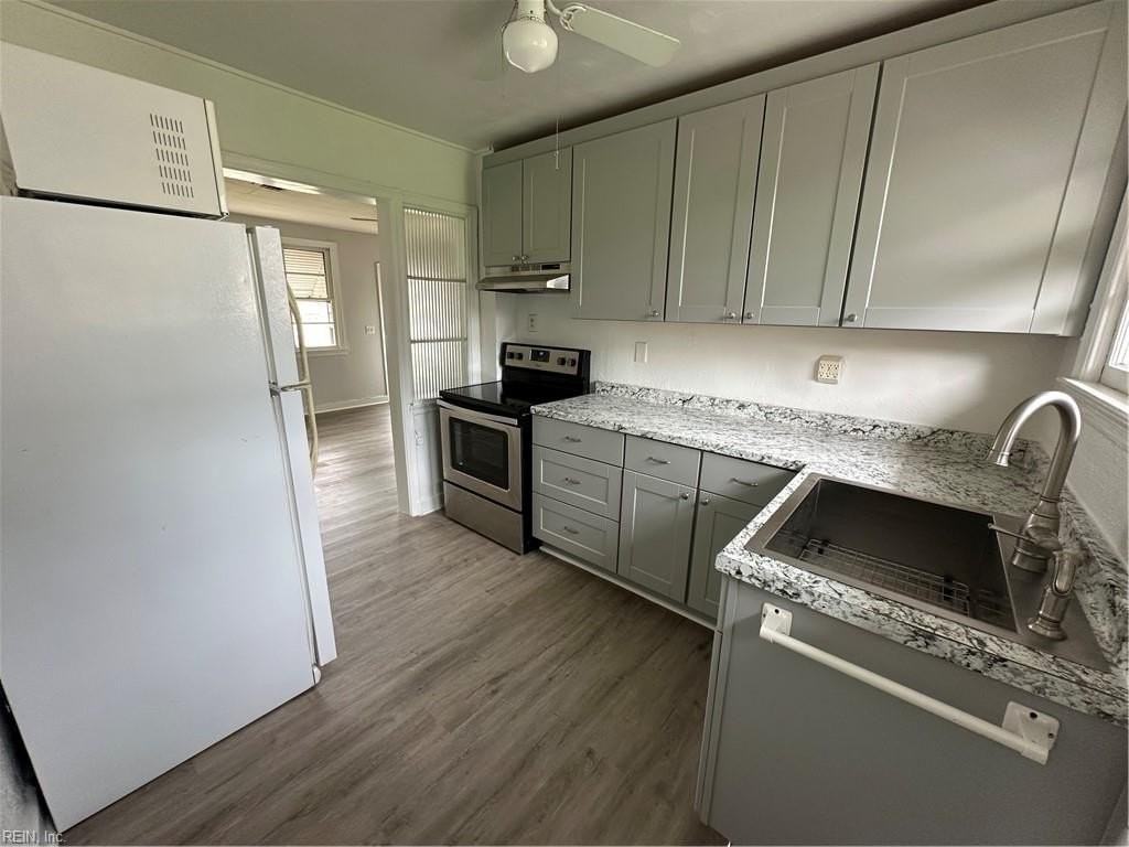 2416 Seaview Ave #B - Photo 5 of 10
