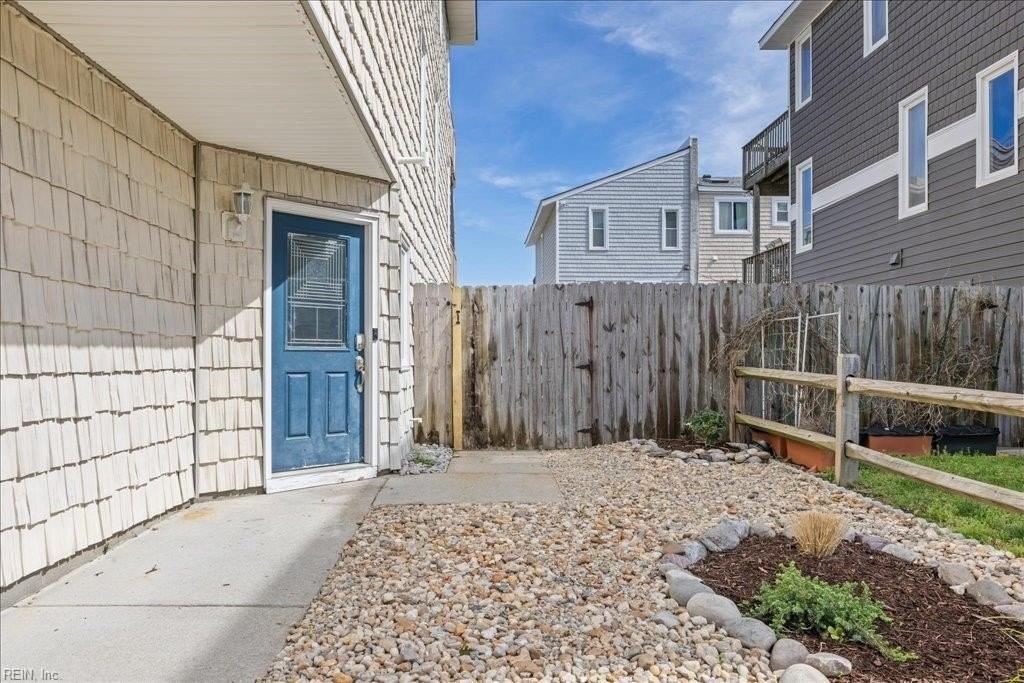 4504 Ocean View Ave - Photo 3 of 50