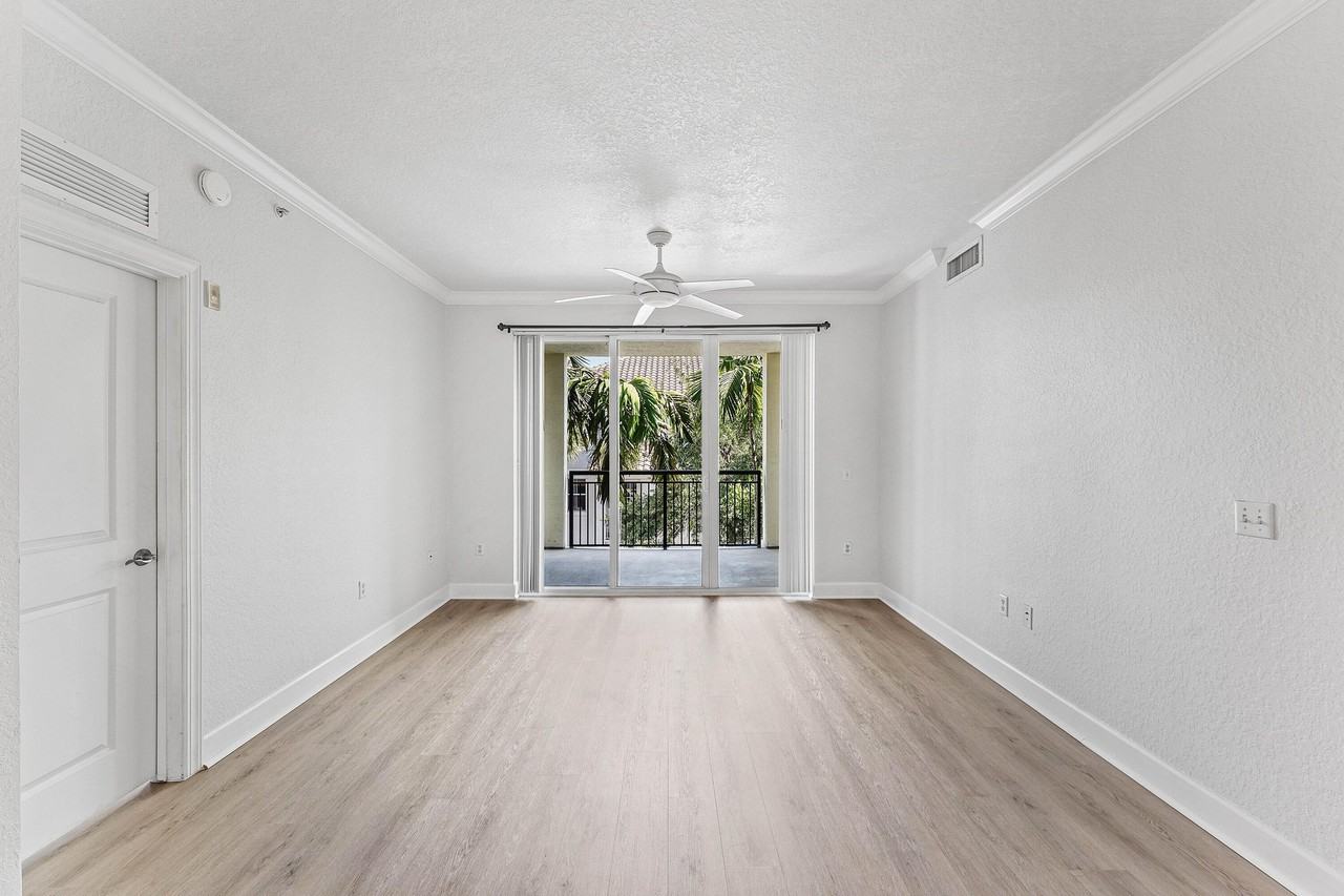 3308 Renaissance Way - Photo 7 of 36