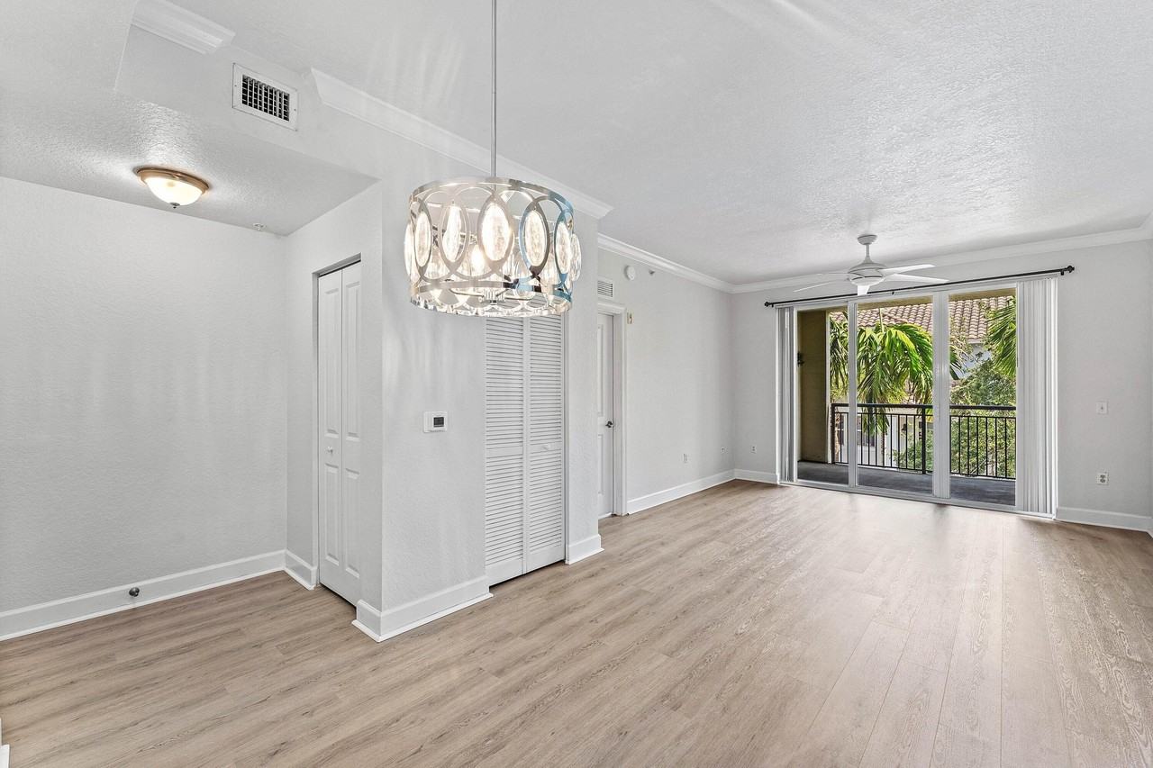 3308 Renaissance Way - Photo 4 of 36