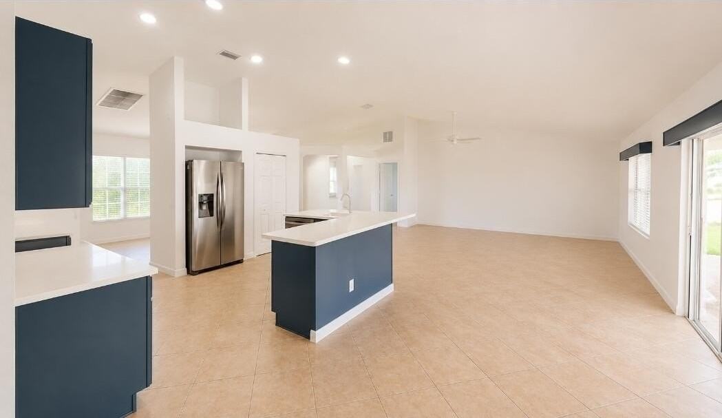 1567 Sw Leisure Ln - Photo 4 of 22