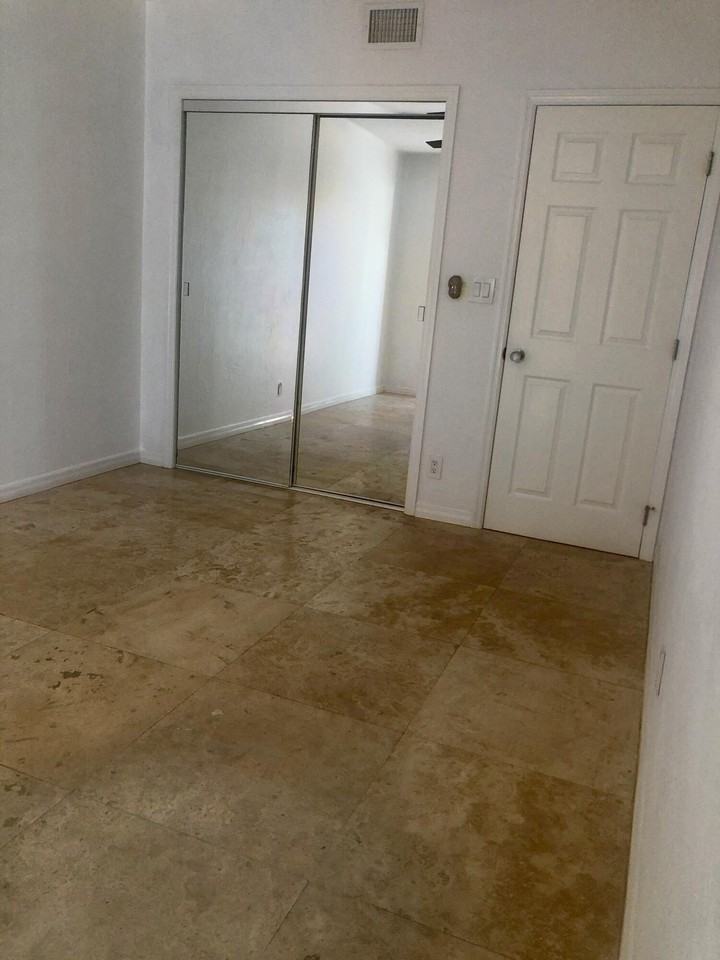 1470 N Dixie Hwy #16 - Photo 5 of 15