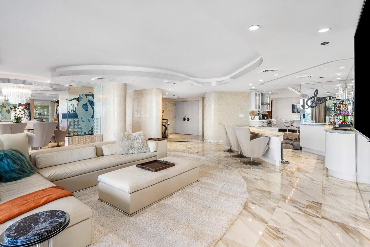 1500 S Ocean Blvd #303 - Photo 3 of 49