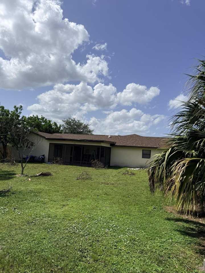 508 Nw Azalea Ave - Photo 7 of 12