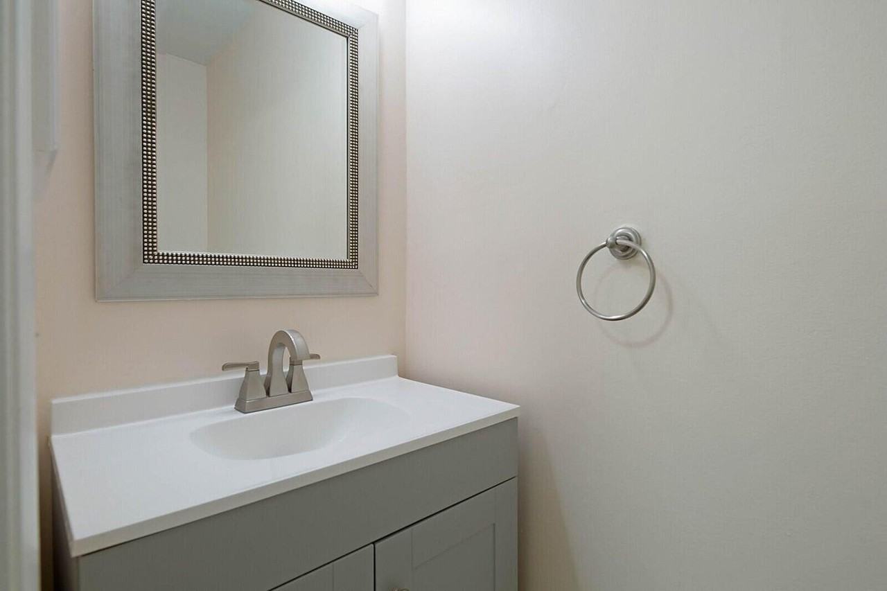 6384 Boca Cir - Photo 4 of 34