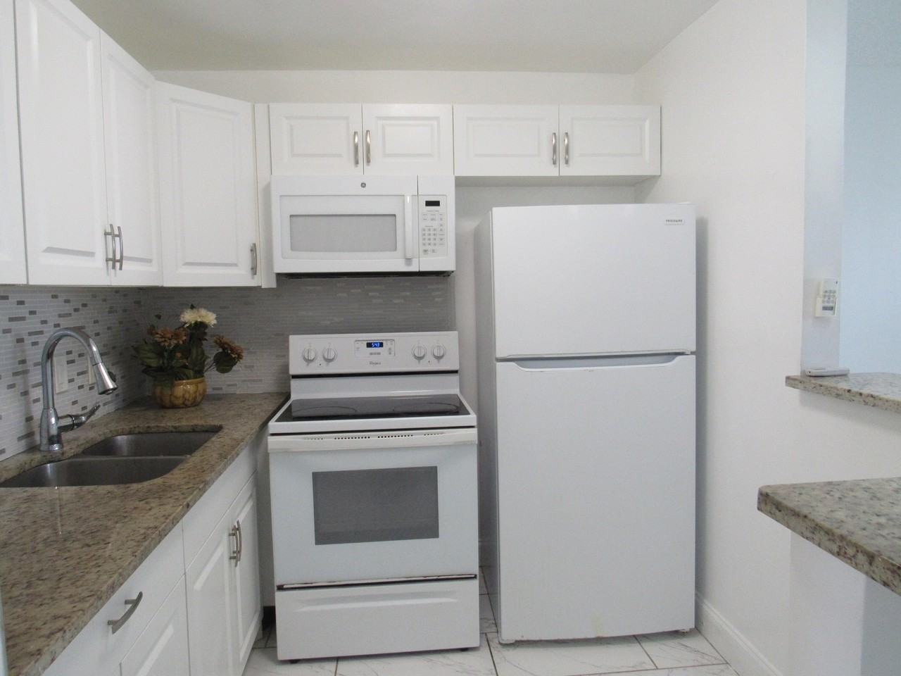 76 Cambridge D - Photo 5 of 23