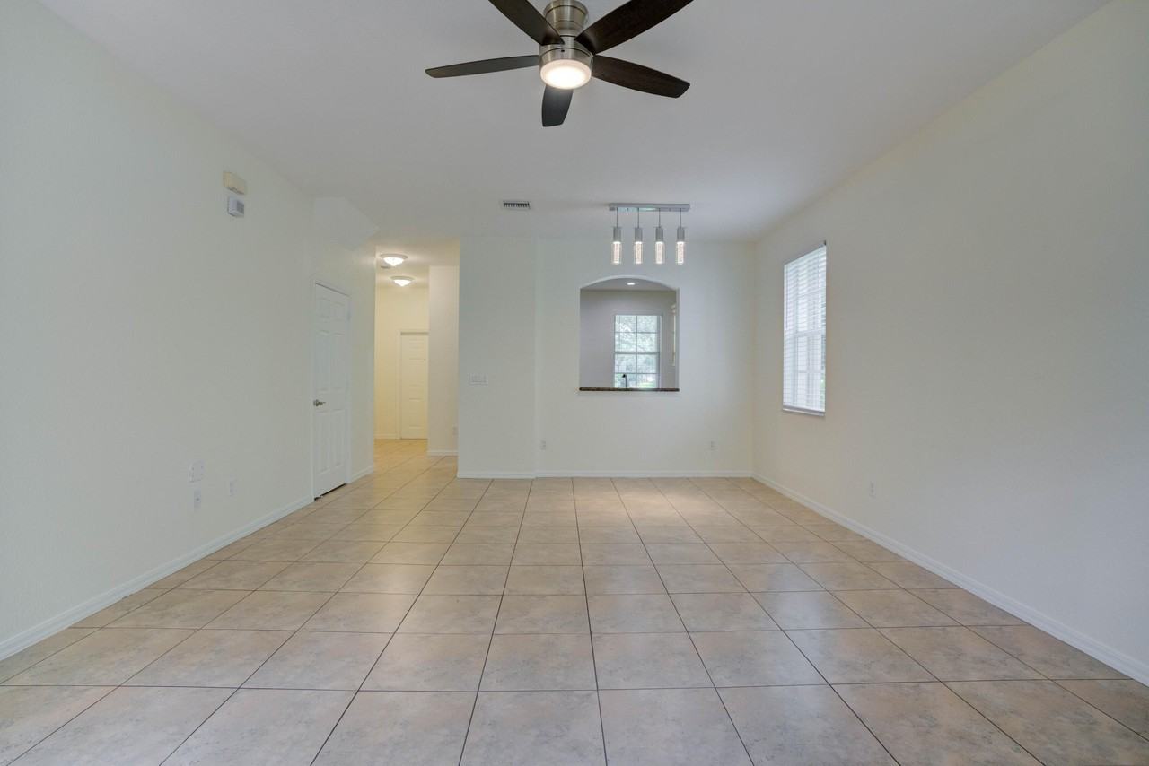 158 W Thatch Palm Cir - Photo 7 of 21