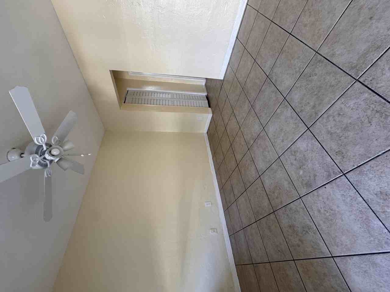 825 Sw 10th Dr #9 - Photo 6 of 6