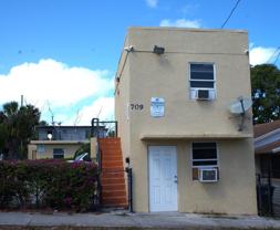 709 6th St #3 - Photo 1 of 1