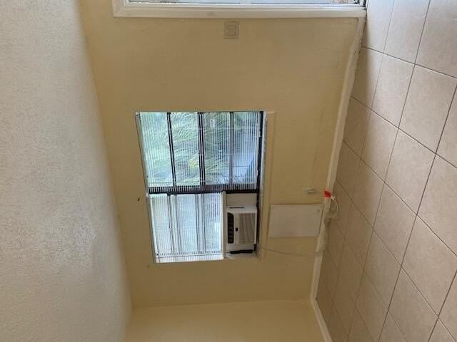 709 6th St #3 - Photo 6 of 6