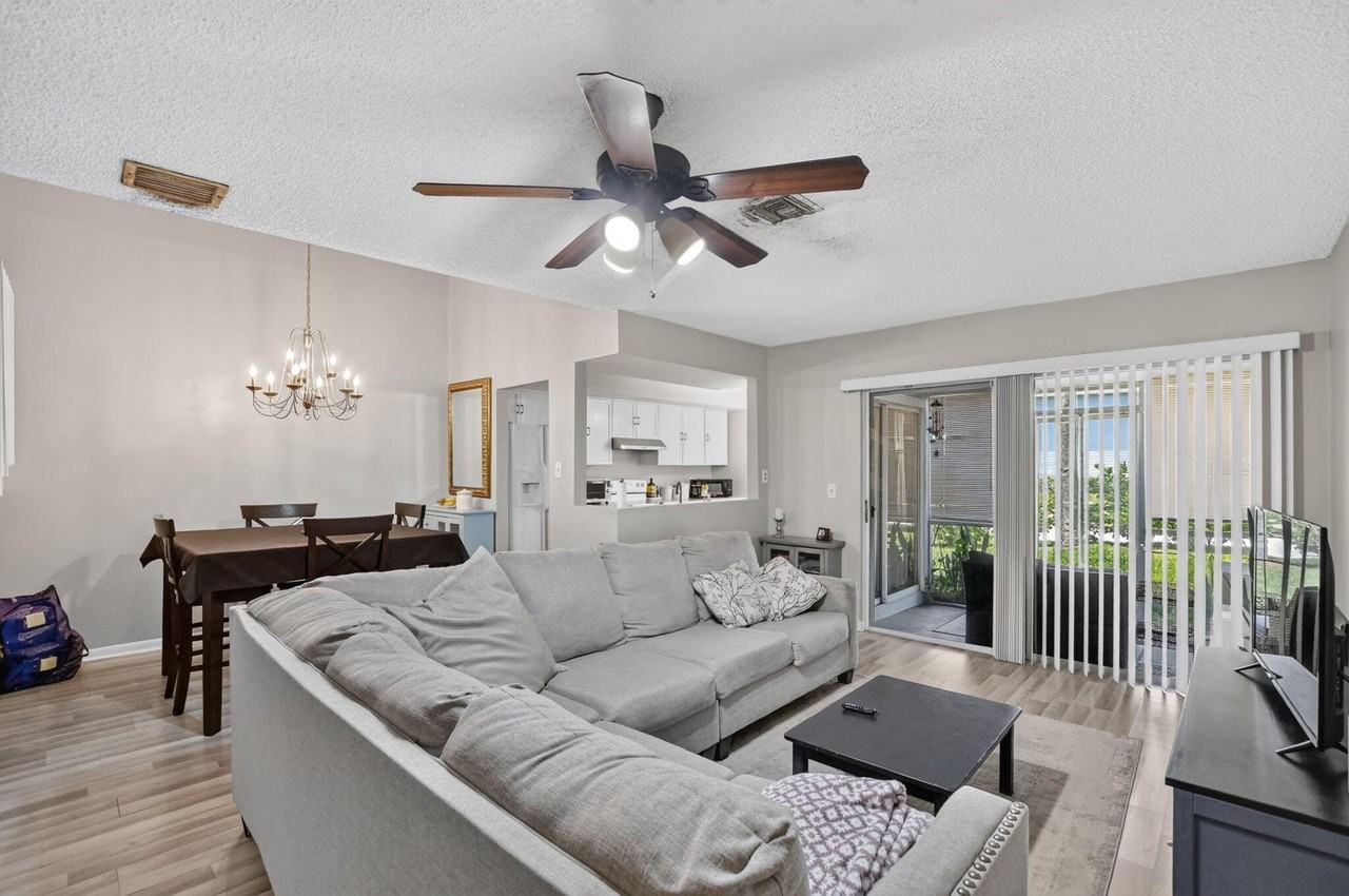 5314 Sapphire Vly - Photo 5 of 49