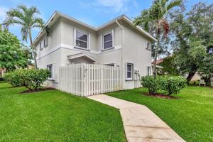 featured image of 13814 Yarmouth Dr