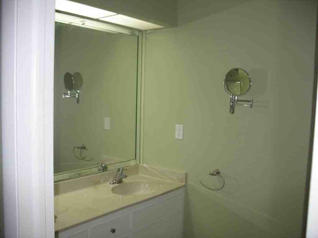 1805 Richard Ln - Photo 4 of 11