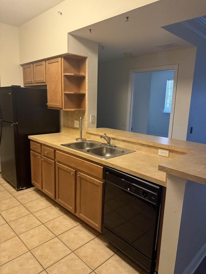9901 Baywinds Dr #3107 - Photo 2 of 32