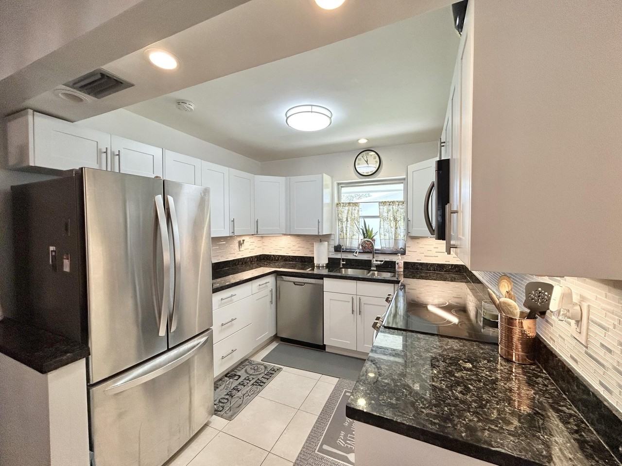 2766 Emory Dr E #L - Photo 4 of 34
