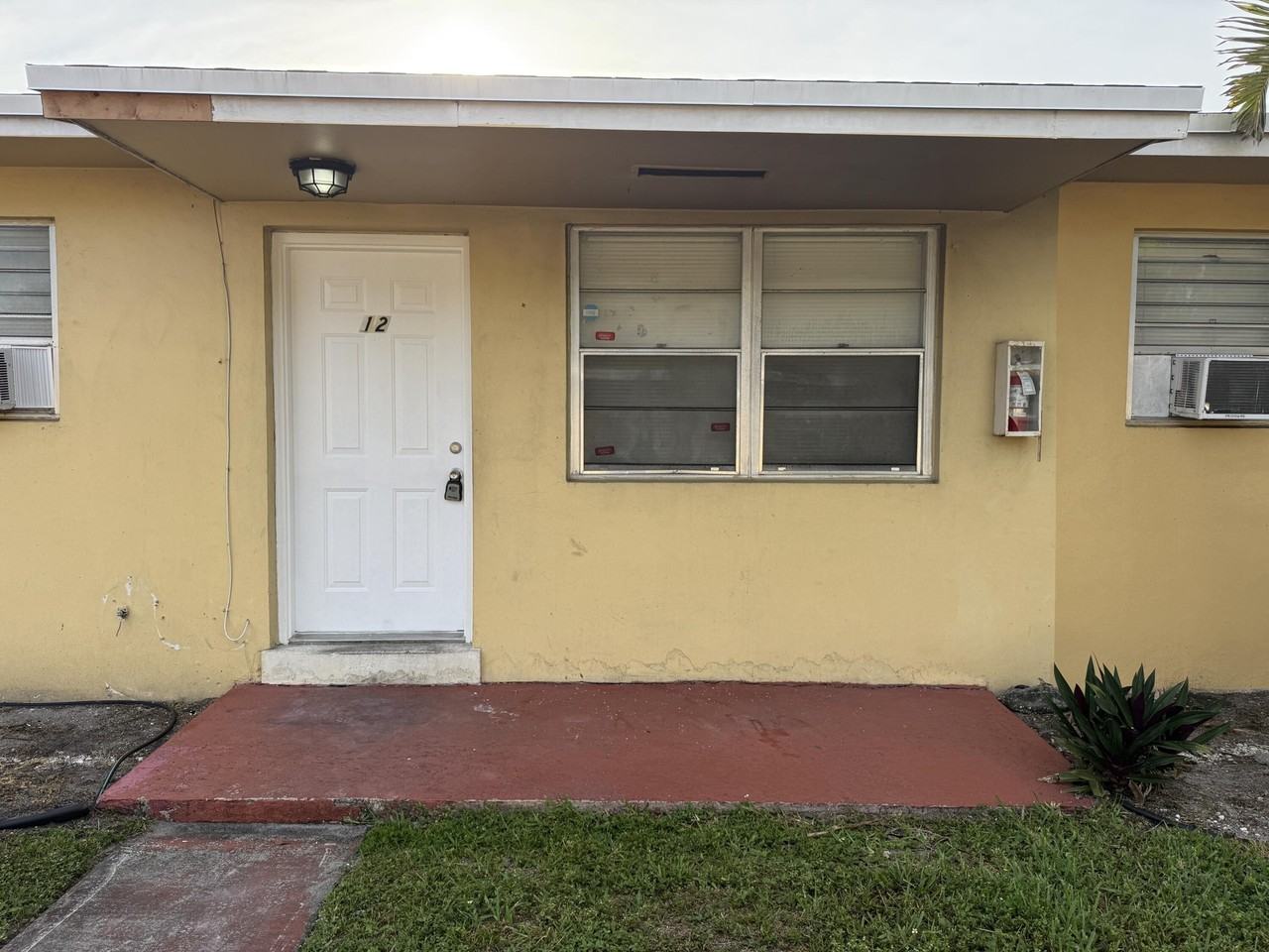 2915 Jackson St #12 - Photo 5 of 16
