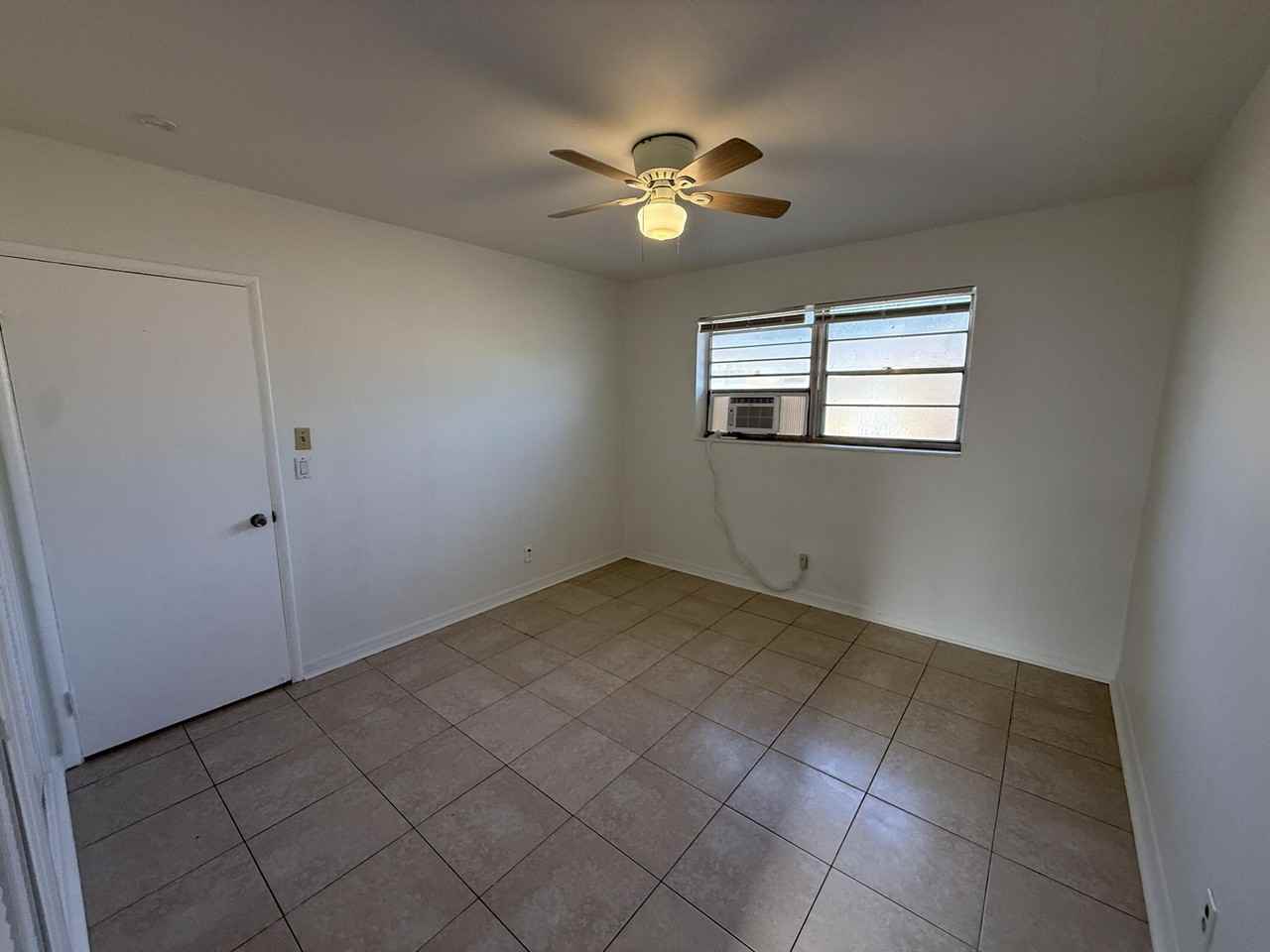 2915 Jackson St #12 - Photo 7 of 16