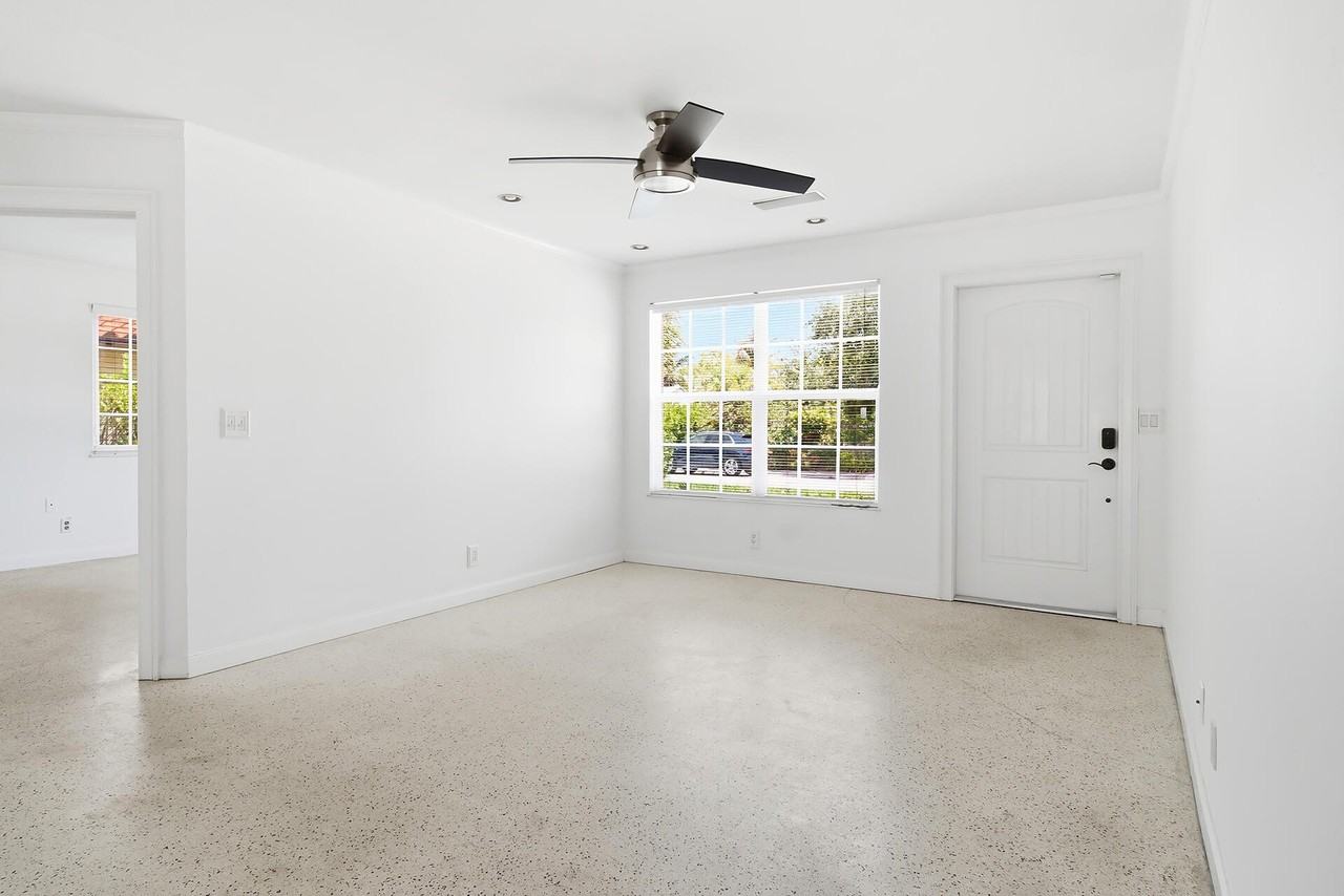 205 Rutland Blvd - Photo 6 of 46