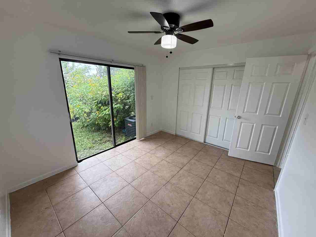 2316 Monroe St #10 - Photo 6 of 17
