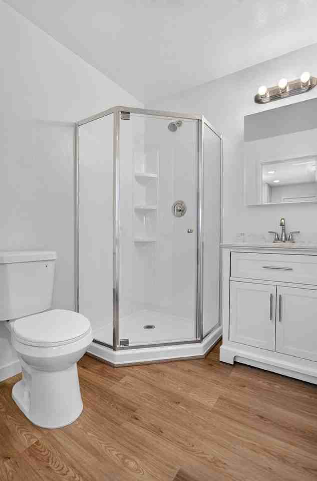 4131 45th St #2 - Photo 6 of 9