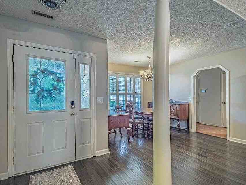 1265 Cutleaf Dr - Photo 3 of 36
