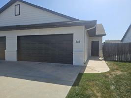 featured image of 565 Martens Ct