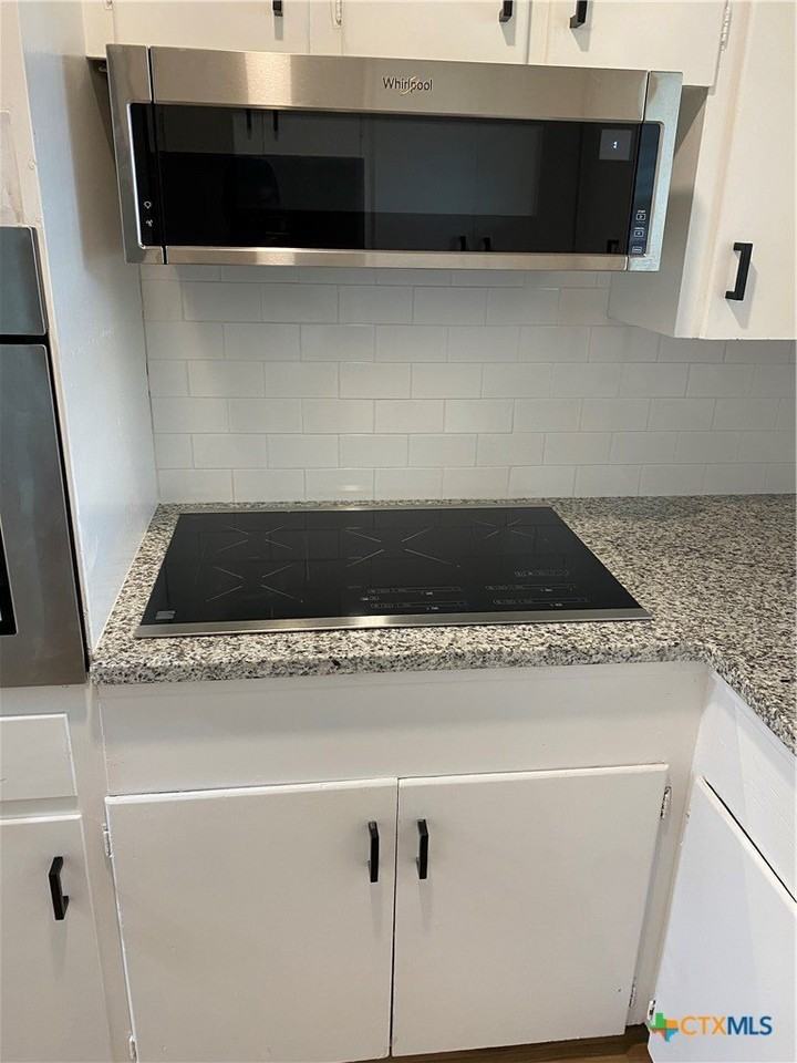 207 Marston Ave #A - Photo 4 of 24