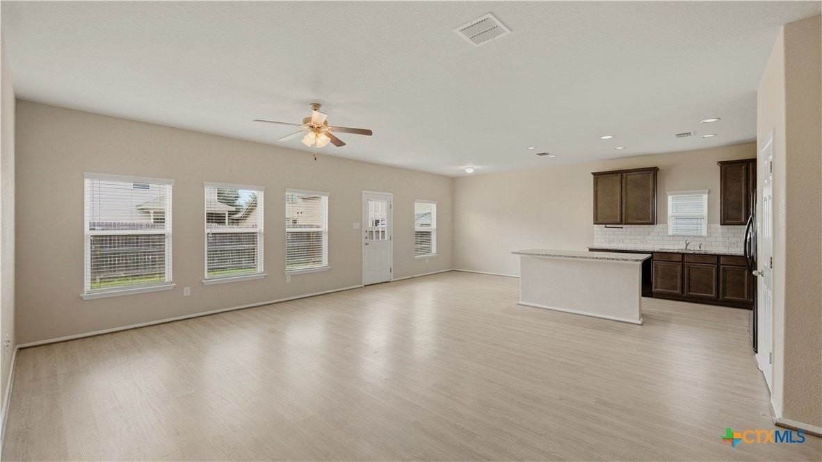 140 Fabarm Ln - Photo 7 of 30