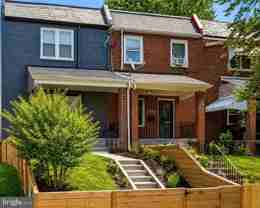 1506 16th St Se - Photo 1 of 1