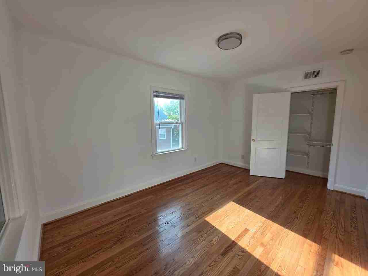 1400 Oglethorpe St Nw #8 - Photo 7 of 19